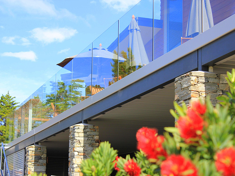 Some of the Most Popular Glass Balustrade Trends Provista