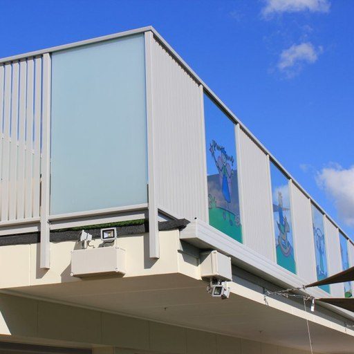 Provista-framed-glass-and-Euro-Slat-for-stylish-new-Auckland-childcare-centre2